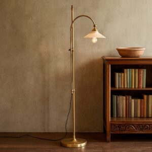 Stehlampe Lyna